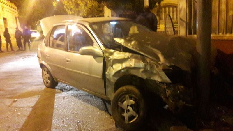 Espectacular choque en pleno centro