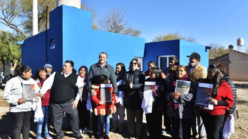 Lucía entregó viviendas, mejoramientos y escrituras en Hualfín