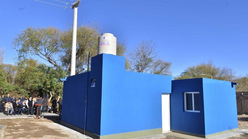 Lucía entregó viviendas, mejoramientos y escrituras en Hualfín