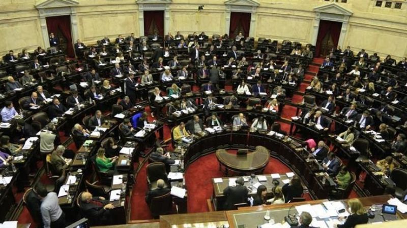 Diputados rechazan revisar aumento en "dietas"