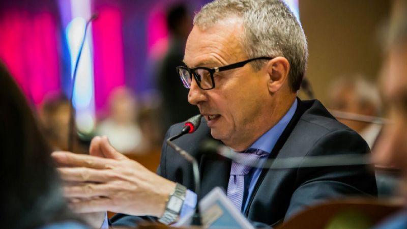 El extraño caso del doctor Manzi