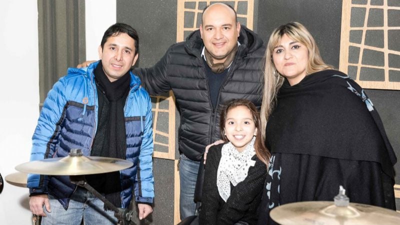 Melani empezó a grabar su demo