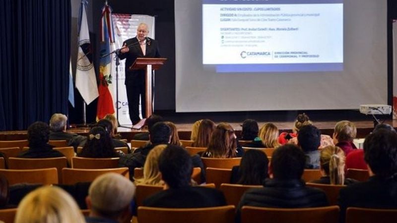 Comenzó el Seminario de Ceremonial y Protocolo Estratégico