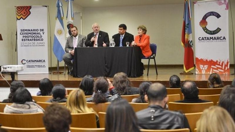 Comenzó el Seminario de Ceremonial y Protocolo Estratégico