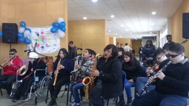 Peña organizada por Discapacidad