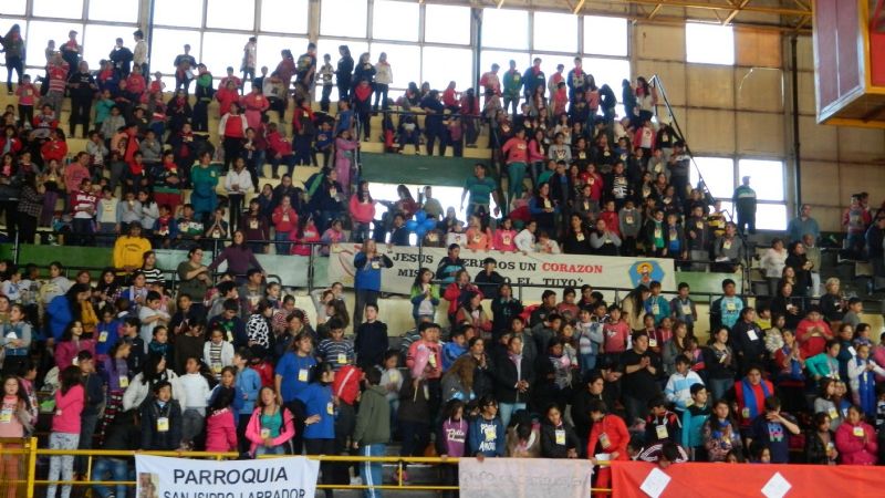 Multitudinario encuentro de niños católicos