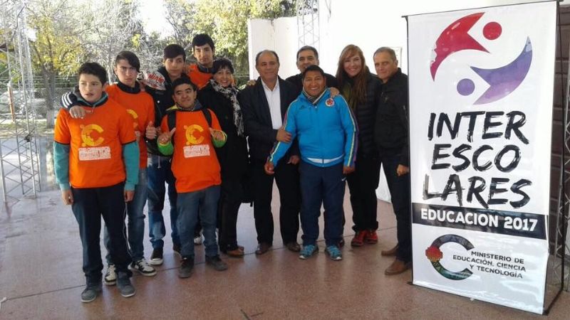 El senador Corpacci en el lanzamiento de los Juegos Interescolares