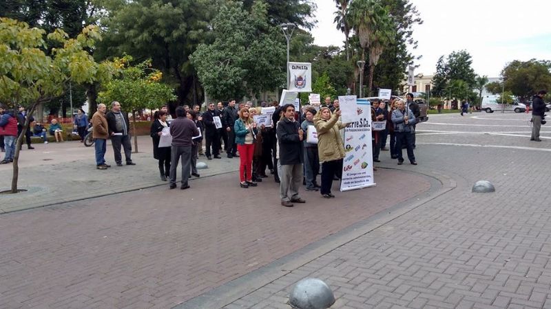 Empleados de Ca.Pres.Ca llevaron el reclamo a Casa de Gobierno