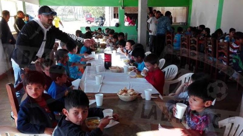 La Carrera recibió a pibes de Futbolandia de Belén