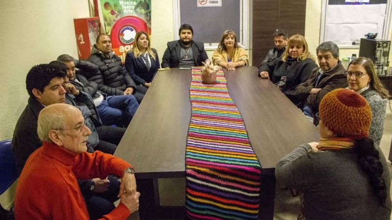 Locutores con tonada catamarqueña para del Poncho 2017