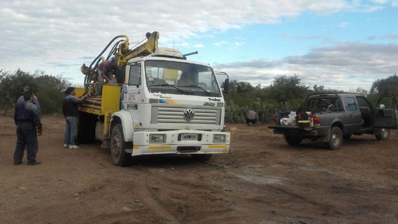 Histórico,  comenzó obra de agua potable en Las Peñas