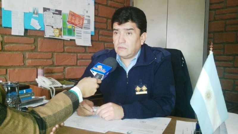 Policía y cura intervienen en una casa por una extraña presencia