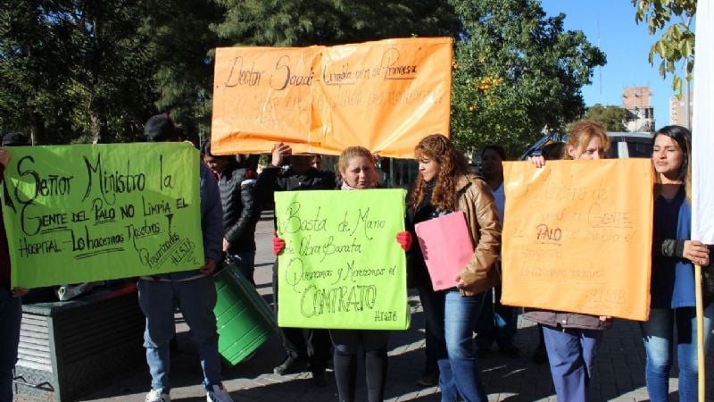 Piden estabilidad para trabajadores de Salud