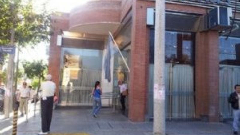 Trabajadores de ANSES paran por suicidio del jubilado