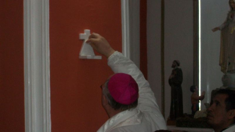 Consagraron el altar y dedicaron el templo de San Juan Bautista en Tinogasta