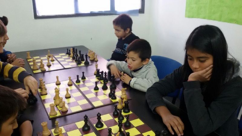 Ocampo y Barrionuevo ganaron la 3ra. del ajedrez