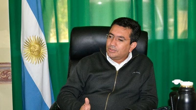 A escondidas, Páez presentó una propuesta de aumento