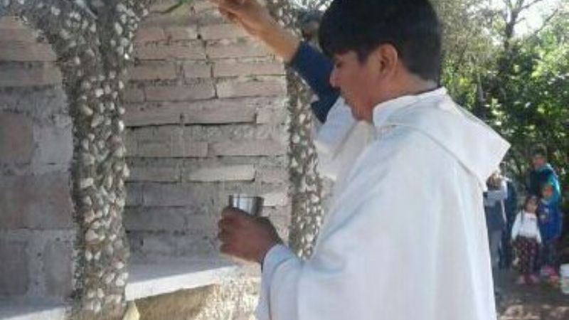 Inauguraron gruta en El Alto