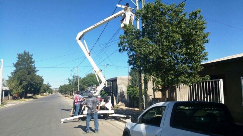 Reconversión de alumbrado para el barrio UOCRA