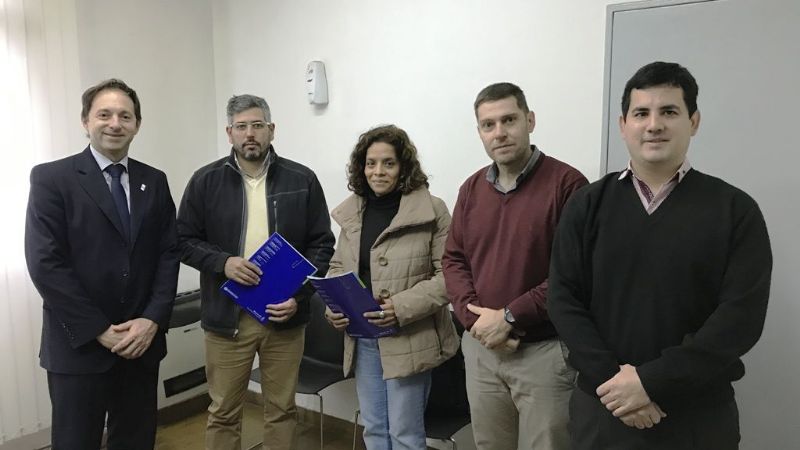 Dieron créditos a vecinos de “La Cruz Negra” para hacer las cloacas