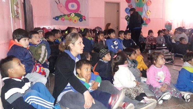 El Cine Móvil de Cultura celebró con los Jardines de Infantes