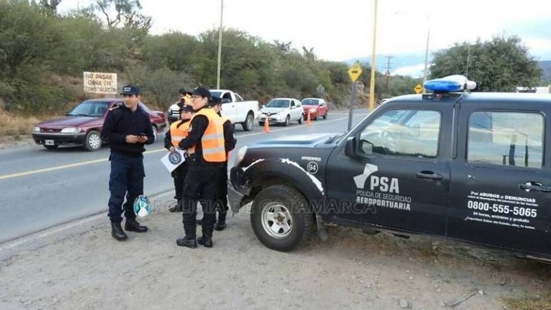 Rigurosos controles de vehículos y personas en Capital y Valle Viejo