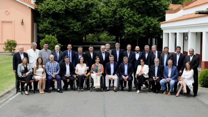 ¿Cuáles son las provincias que más le deben a la Nación?