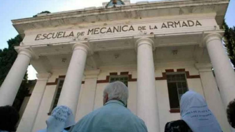 Encuentran en la ex Esma un mensaje de amor, de hace 40 años