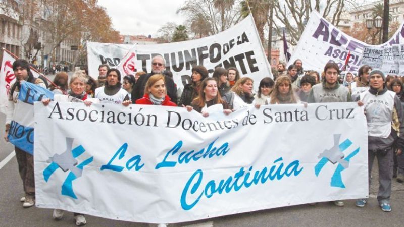 Los docentes de Santa Cruz vuelven a parar toda la semana