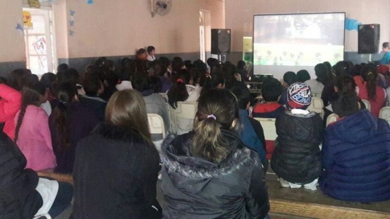 El Cine Móvil INCAA/Cultura cerró el primer semestre en La Paz