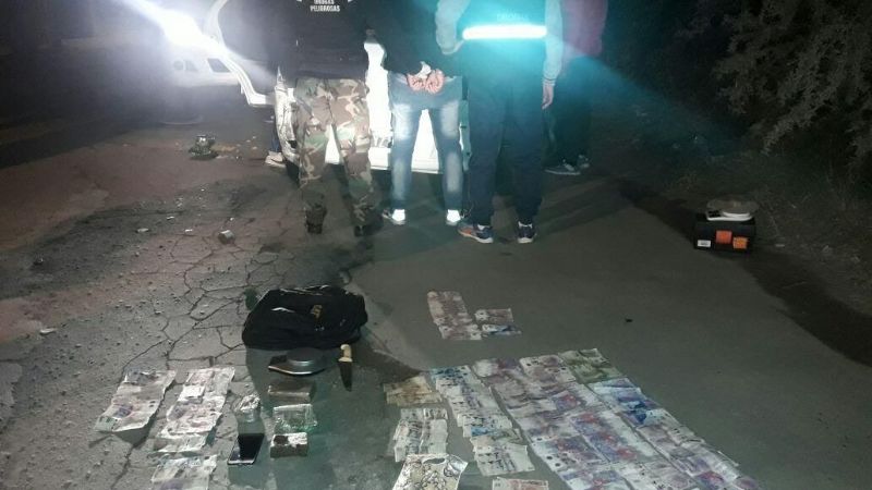 Narco reincidente se resistió con una cuchilla