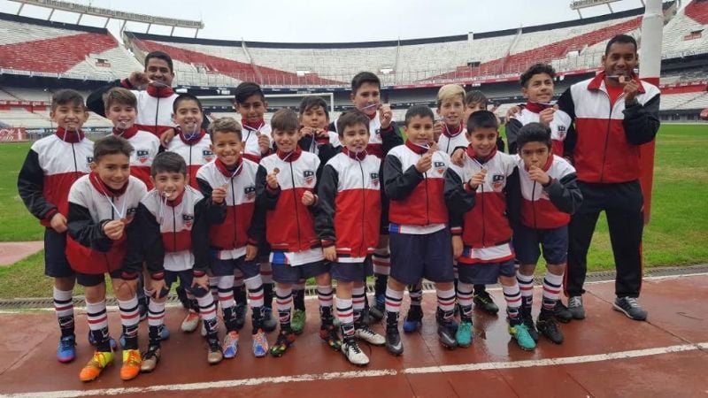 “Monumental” experiencia de pibes de La Banda en la River Cup