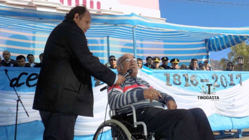 Con una fiesta tradicional, Copacabana se celebró la Independencia