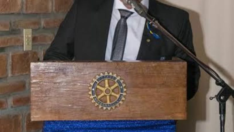 Ariel Molina es el nuevo presidente del Rotary Club