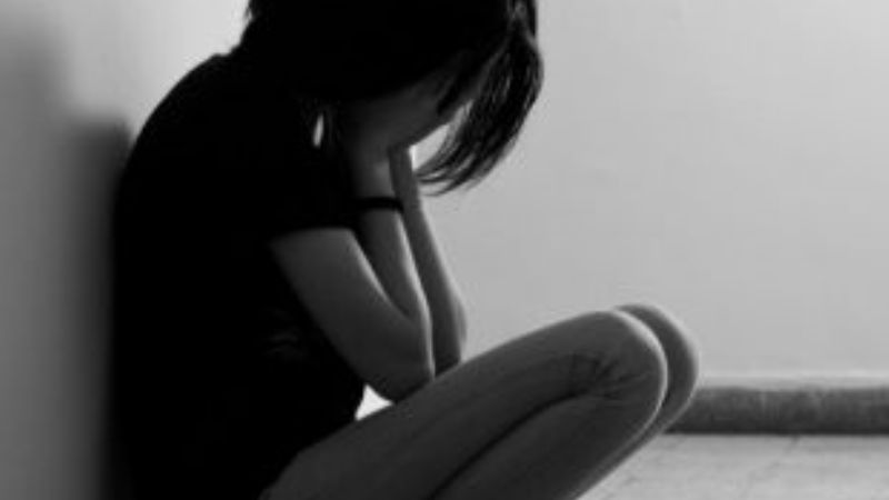 Por los abusos de su padre, se fugó de su casa