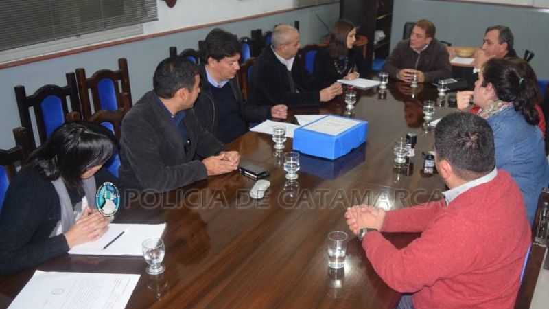 Acuerdan operativo de seguridad para el Poncho