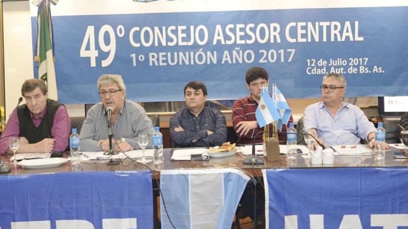 Primer Consejo Asesor de la UATRE con Ayala como secretario general