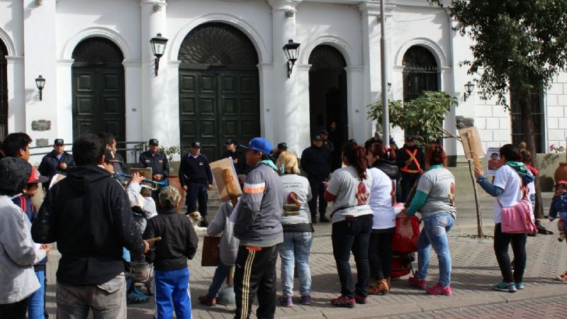 Reclaman justicia y piden la renuncia de fiscal