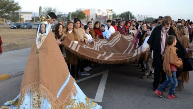 Se realizó la segunda edición del “Al Poncho con Poncho”