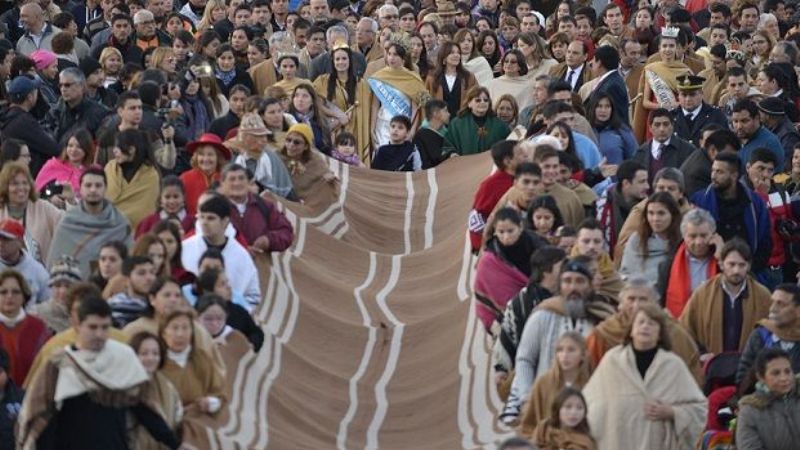 "El Poncho es de todos los catamarqueños"