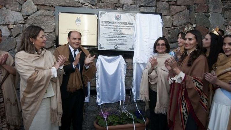 "El Poncho es de todos los catamarqueños"