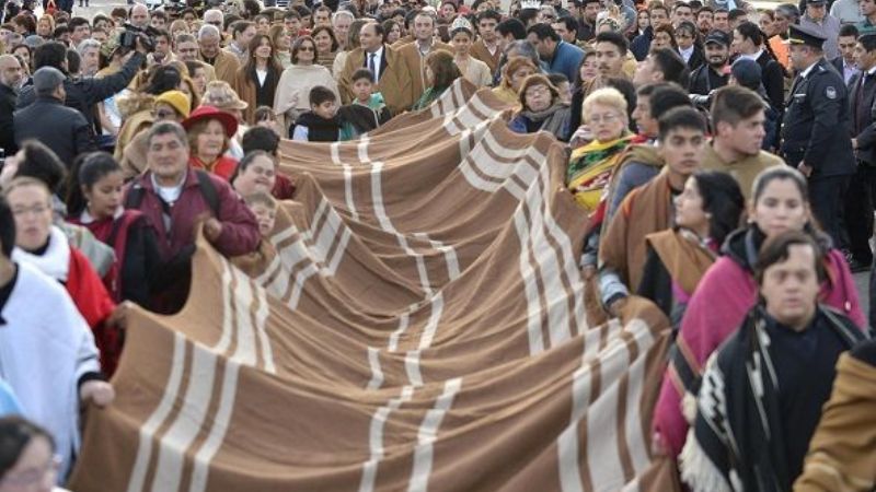 "El Poncho es de todos los catamarqueños"