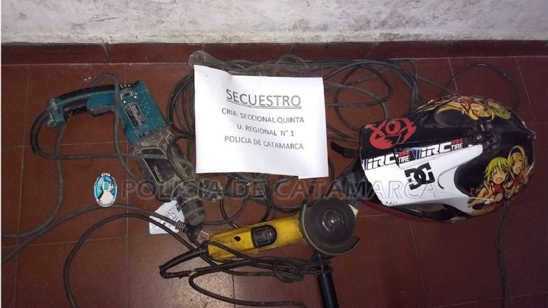 Robó, escapó por una tapia y lo atraparon