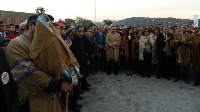 La Virgen del Valle engalana la Fiesta del Poncho