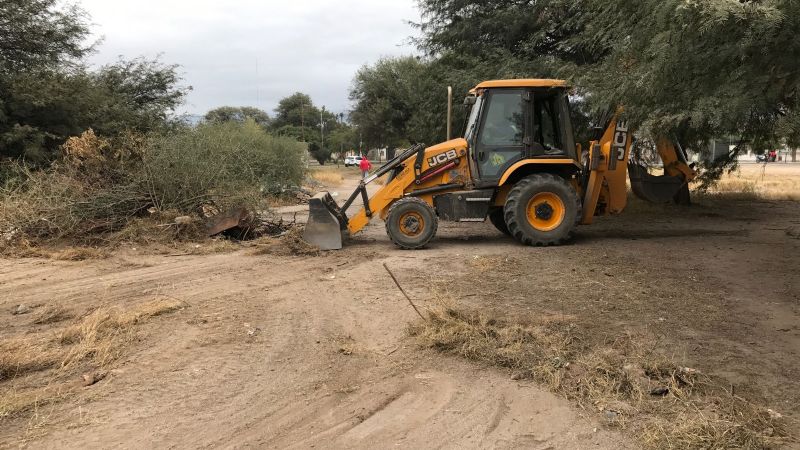 “Barrio limpio – barrio sano” en las 240 Viviendas