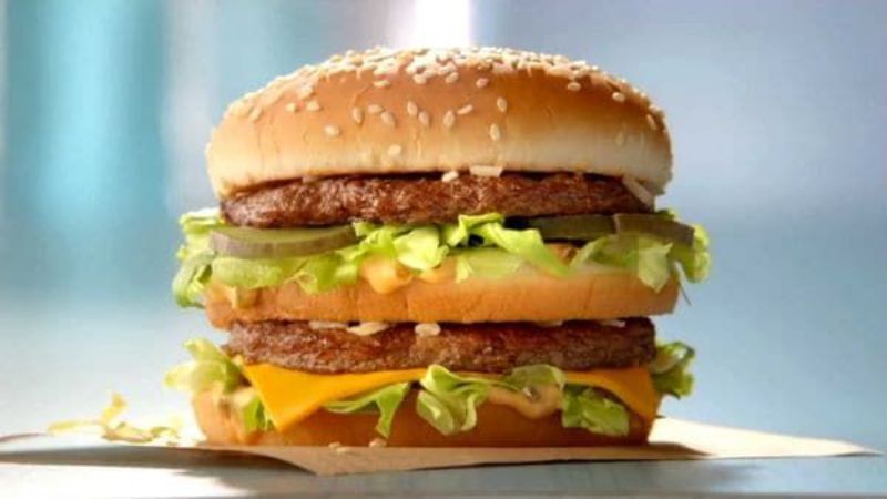 Según el índice Big Mac, en Argentina no hay atraso cambiario