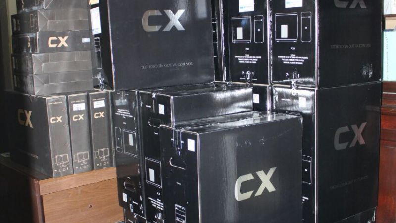 Entregaron equipamiento informático al Registro Civil