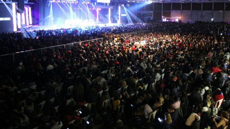 Reviví la actuación de Abel Pintos en el Poncho