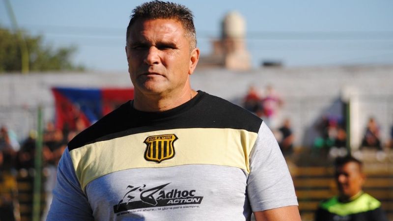 Un fenómeno: Sialle, el DT con más ascensos al Nacional B