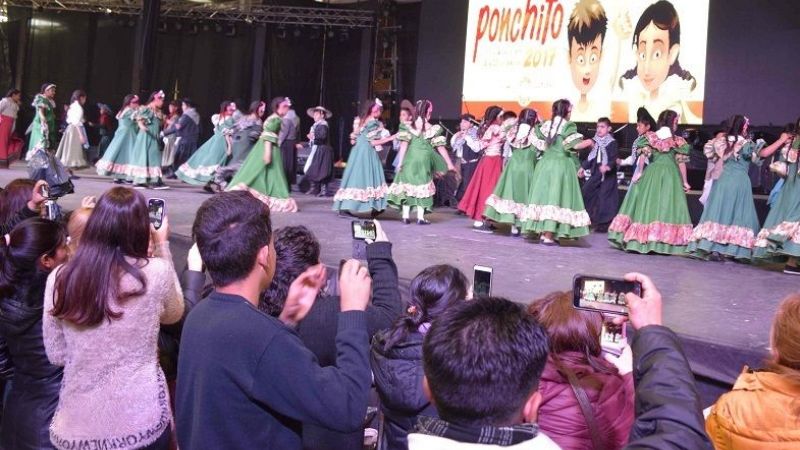 El Festival del Ponchito, “cuna” de artistas a pura emoción